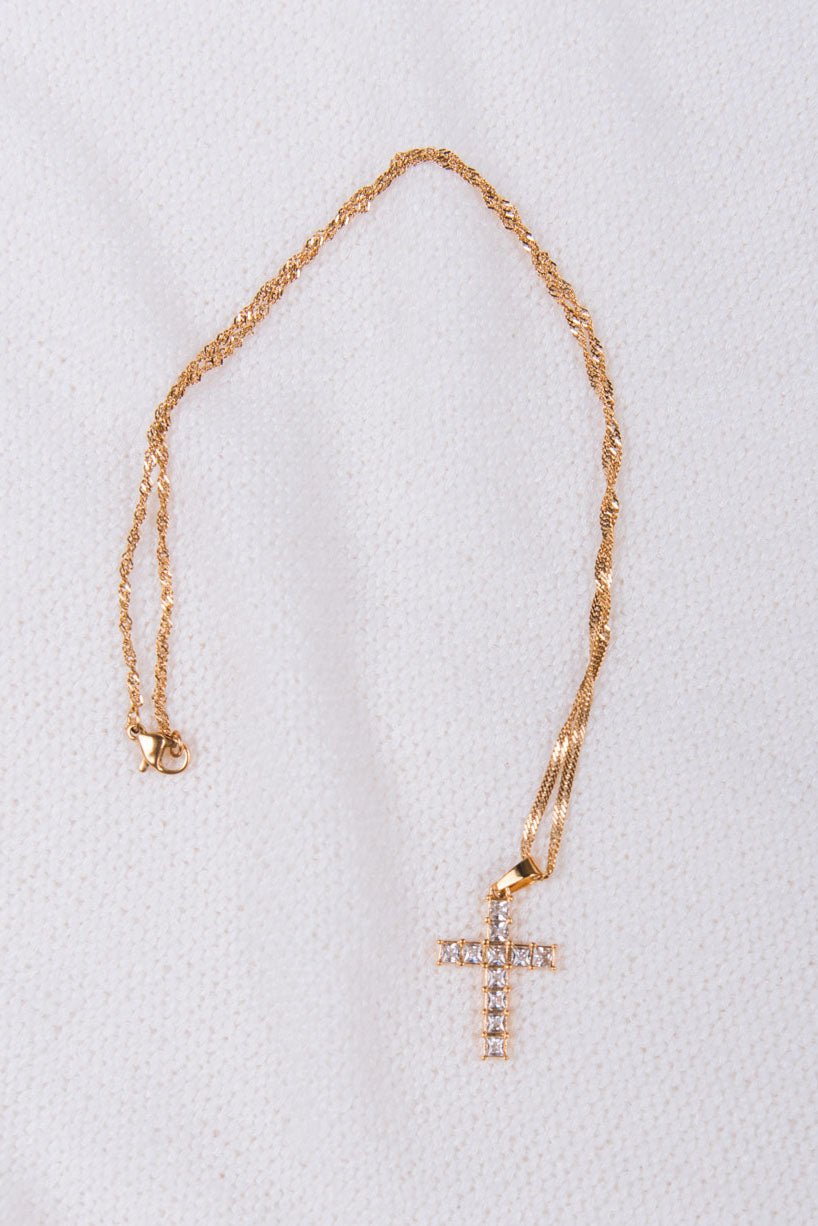 Cross Pendant Necklace