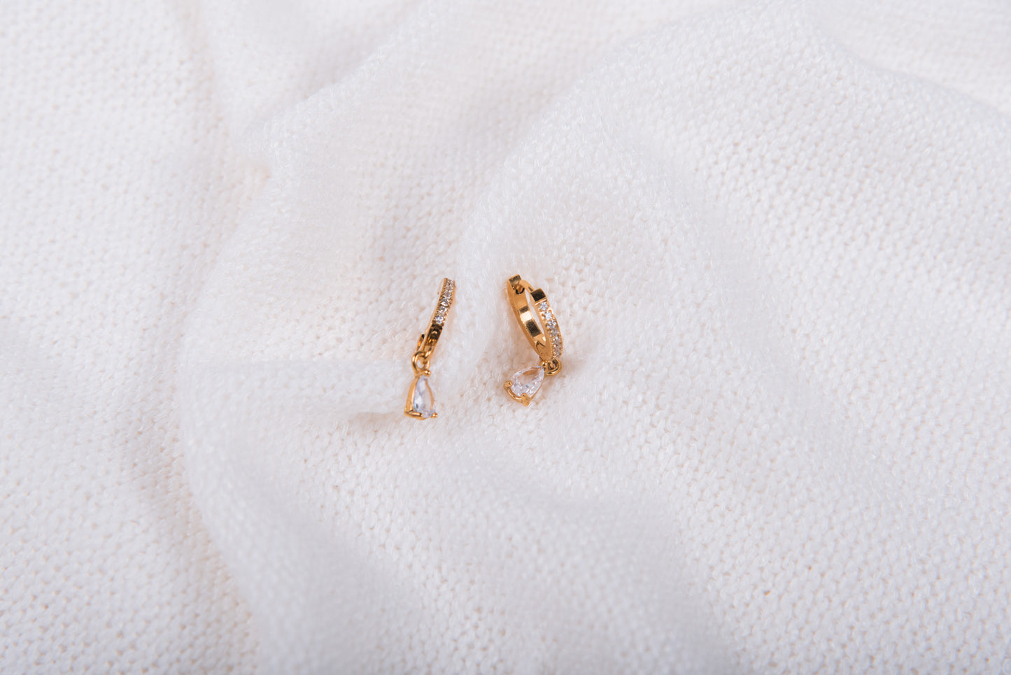 Raindrop Dainty Hoops